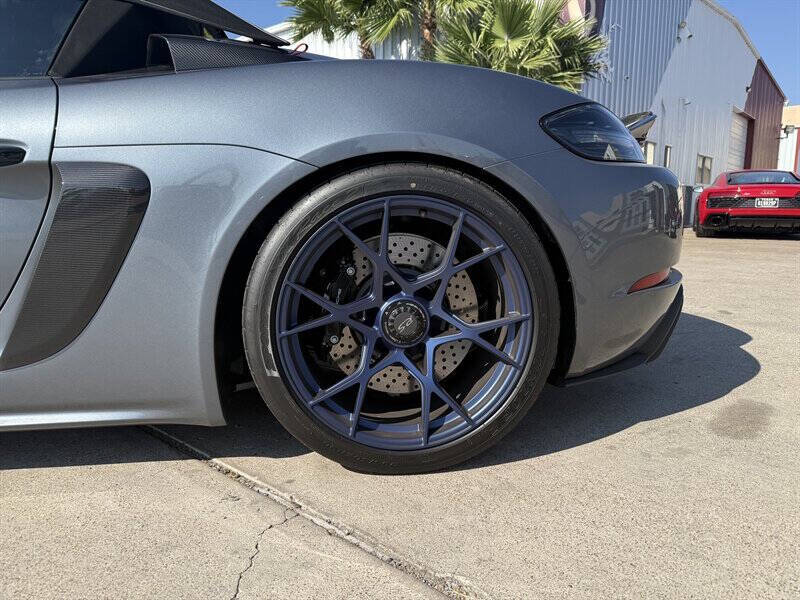 2024 Porsche 718 Boxster Spyder RS