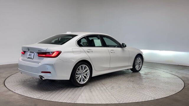 2024 BMW 3 Series 330i xDrive