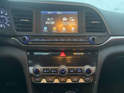 2020 Hyundai Elantra SEL