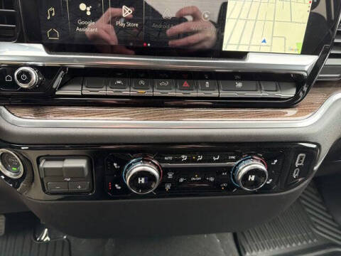 2026 GMC Sierra 1500 Elevation Standard