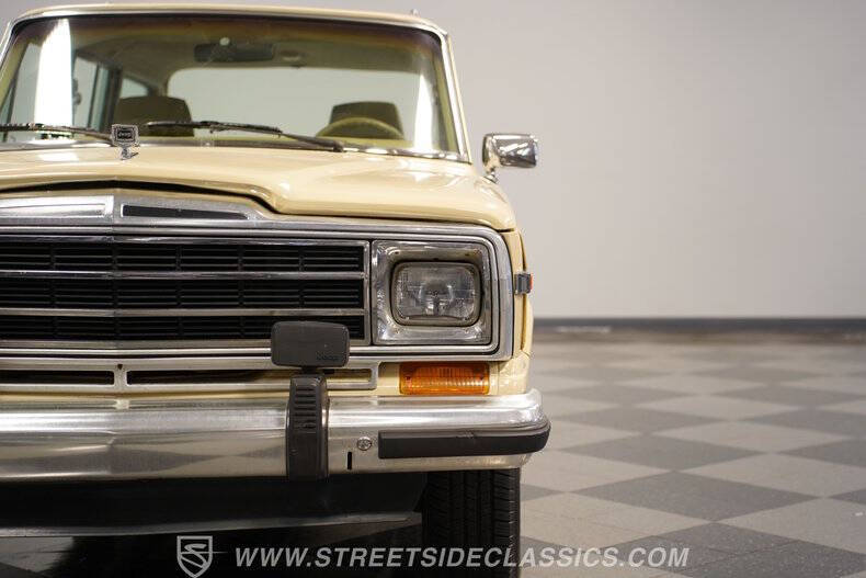 1989 Jeep Grand Wagoneer