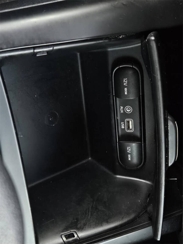 2019 Kia Sorento LX V6