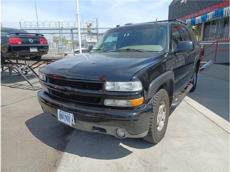 2005 Chevrolet Tahoe for sale at CHAMPION MOTORZ in Fresno CA