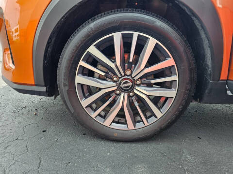 2023 Nissan Kicks SV