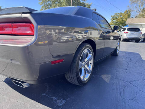 2013 Dodge Challenger R/T Plus