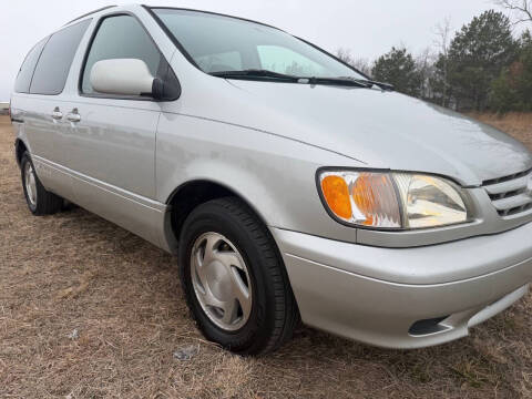 2002 Toyota Sienna LE