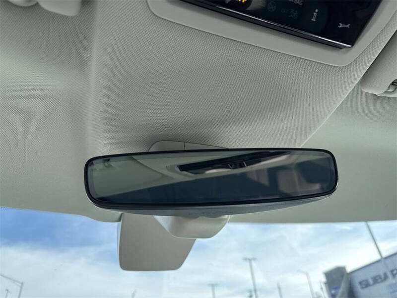 2025 Volkswagen ID. Buzz Pro S Plus 4Motion