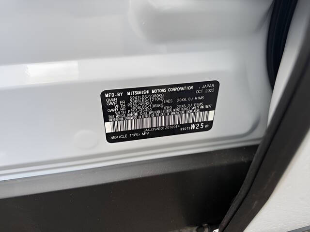 2026 Mitsubishi Outlander SE