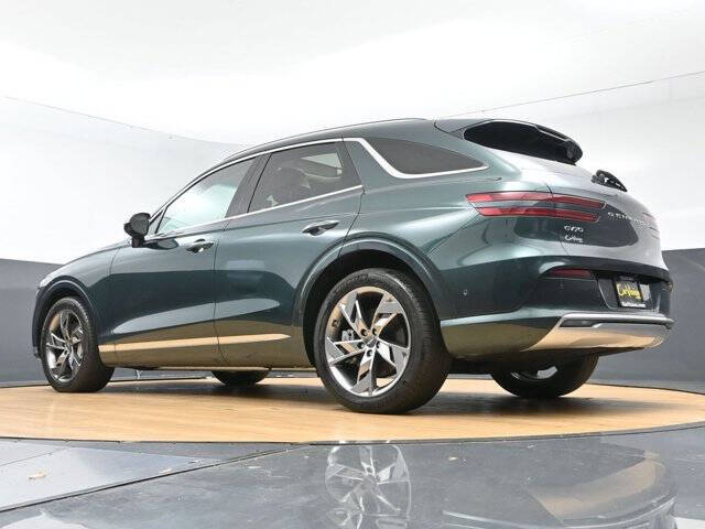 2024 Genesis Electrified GV70