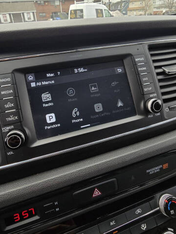 2018 Kia Sedona LX