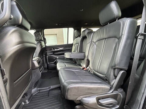 2022 Jeep Wagoneer Series II