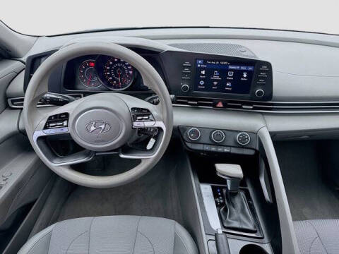 2022 Hyundai Elantra