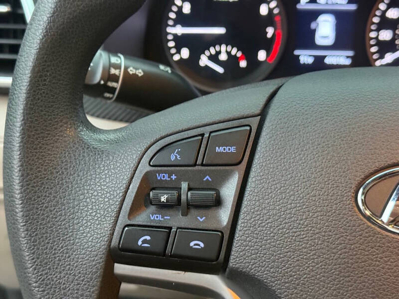 2021 Hyundai Tucson SE