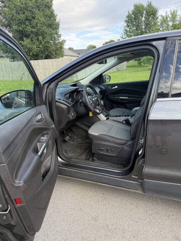 2016 Ford Escape SE