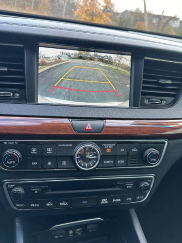 2017 Kia Cadenza Premium