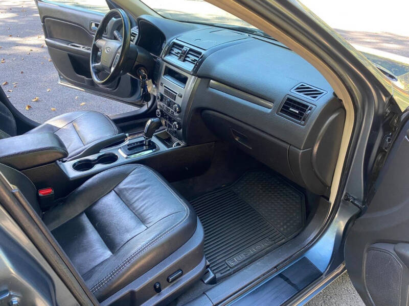 2012 Ford Fusion SEL