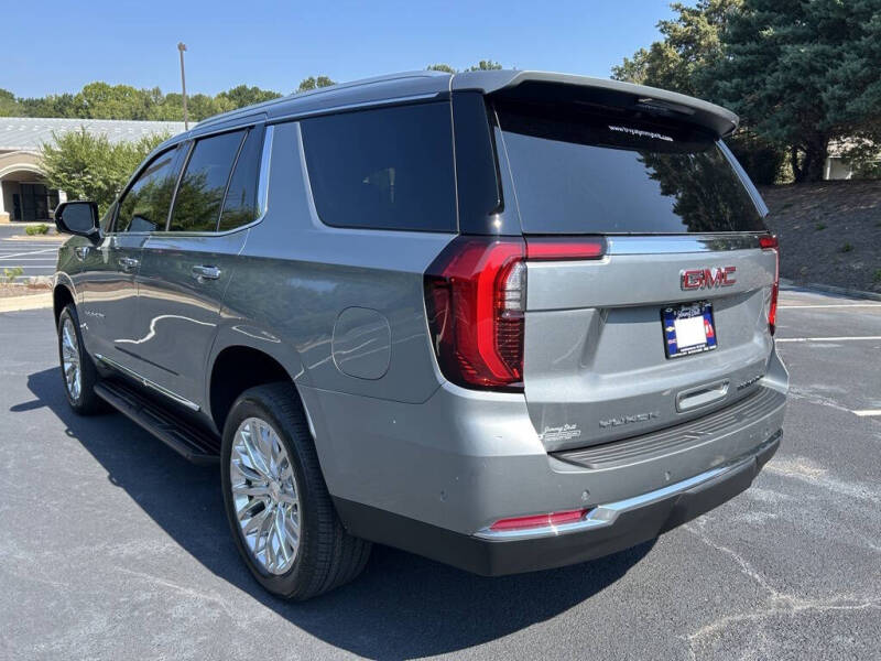 2025 GMC Yukon Elevation