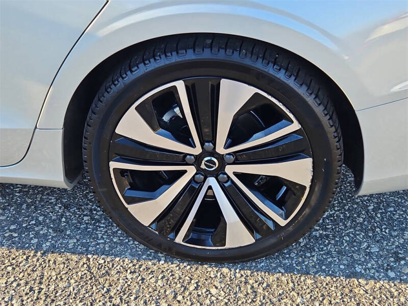 2022 Volvo S60 B5 Momentum