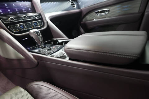 2023 Bentley Bentayga EWB