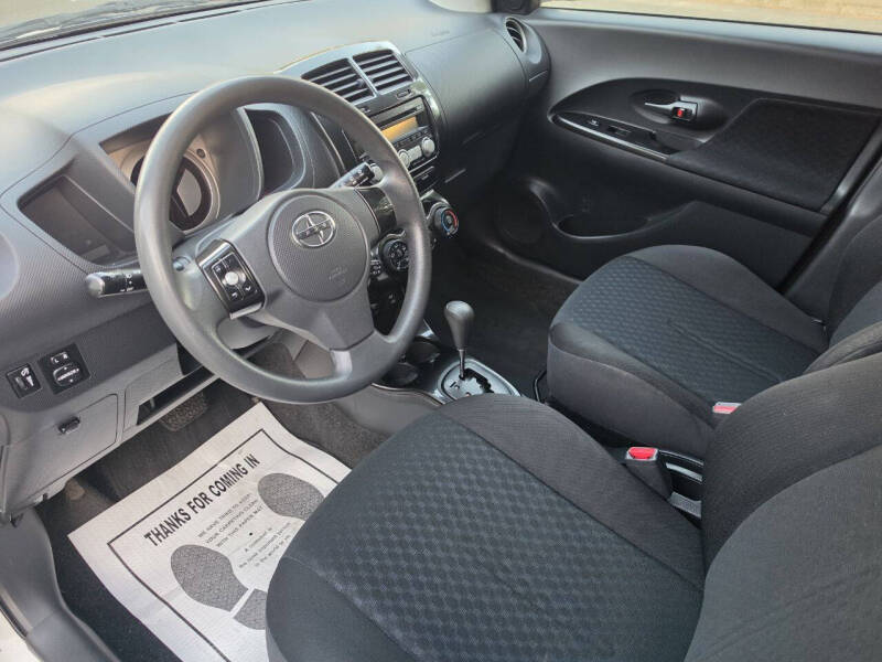2008 Scion xD