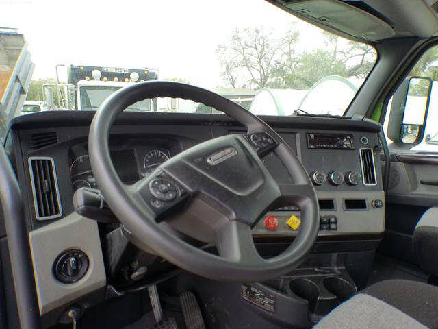 2019 Freightliner Cascadia
