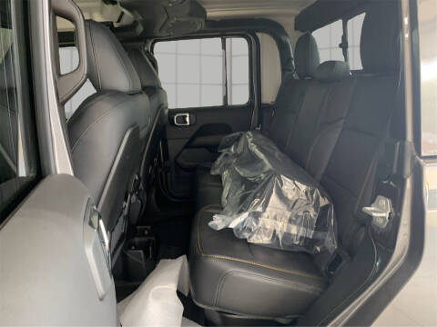 2025 Jeep Gladiator High Tide