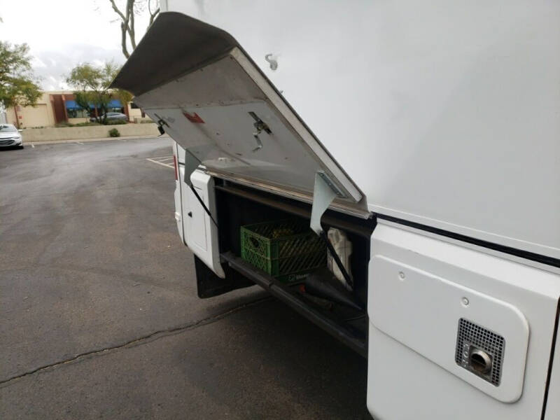 1999 Freightliner XC Chassis