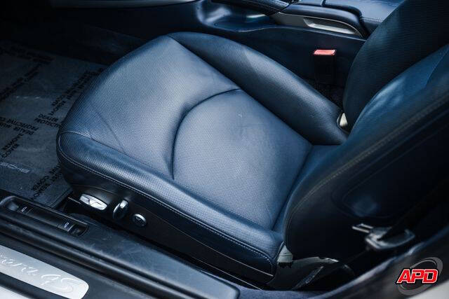 2012 Porsche 911 Carrera 4S