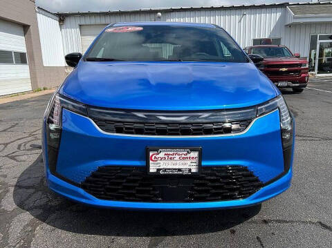 2027 Chrysler Pacifica Select