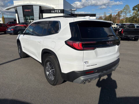 2025 GMC Acadia Elevation