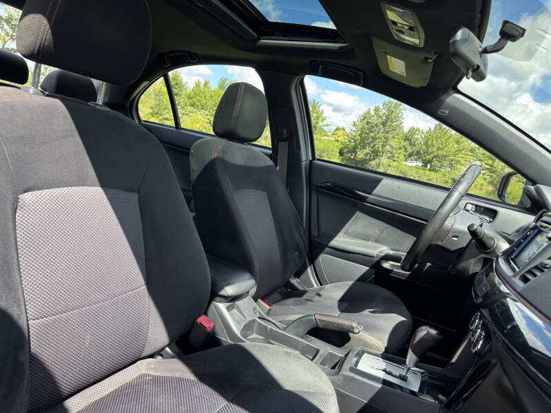 2017 Mitsubishi Lancer ES