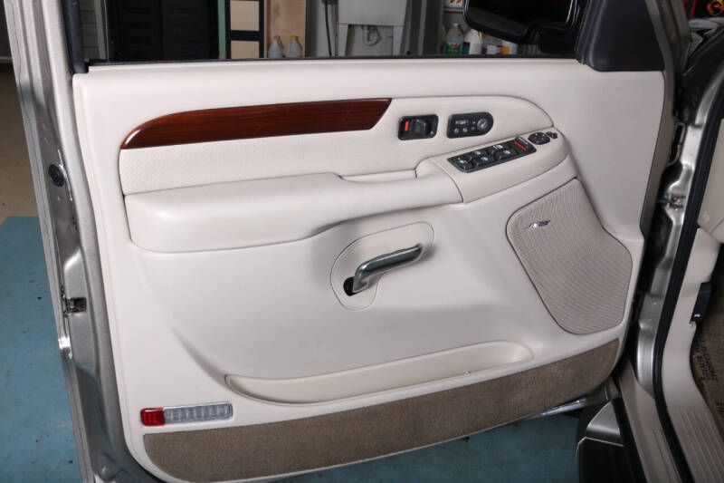 2002 Cadillac Escalade
