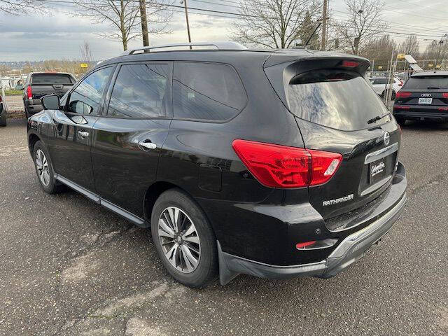 2017 Nissan Pathfinder S