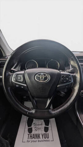 2016 Toyota Camry SE