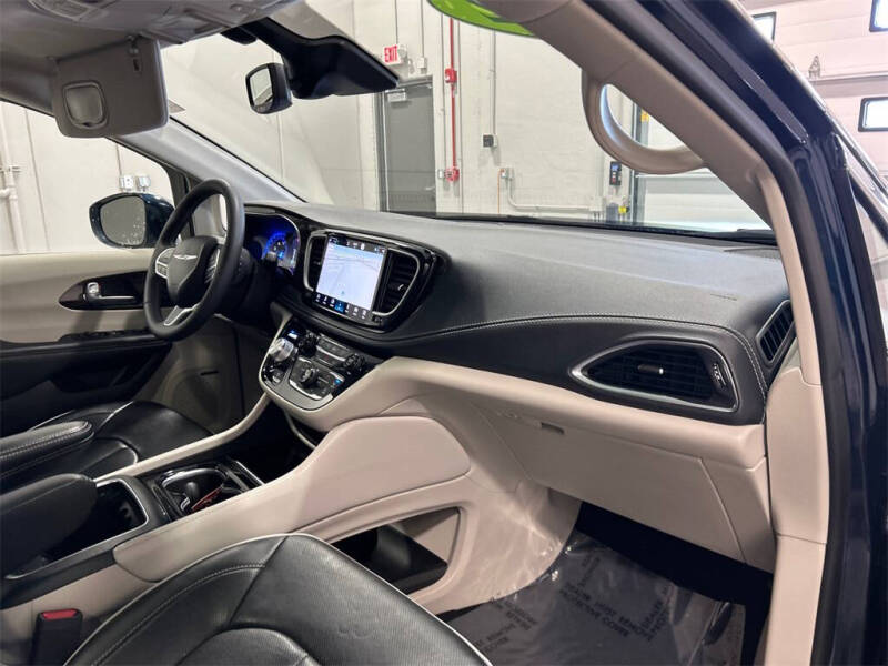 2022 Chrysler Pacifica Limited