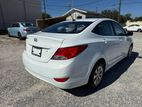 2016 Hyundai Accent SE