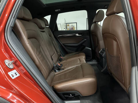 2015 Audi Q5 2.0T quattro Premium Plus