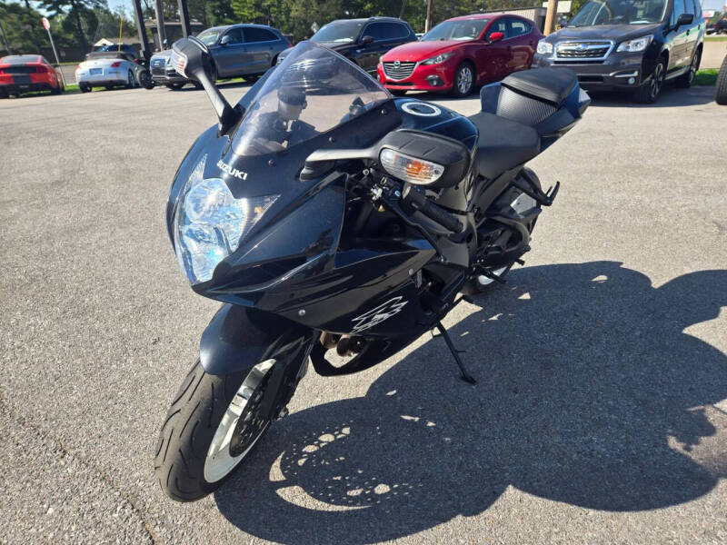 2019 Suzuki GSX-R600L9