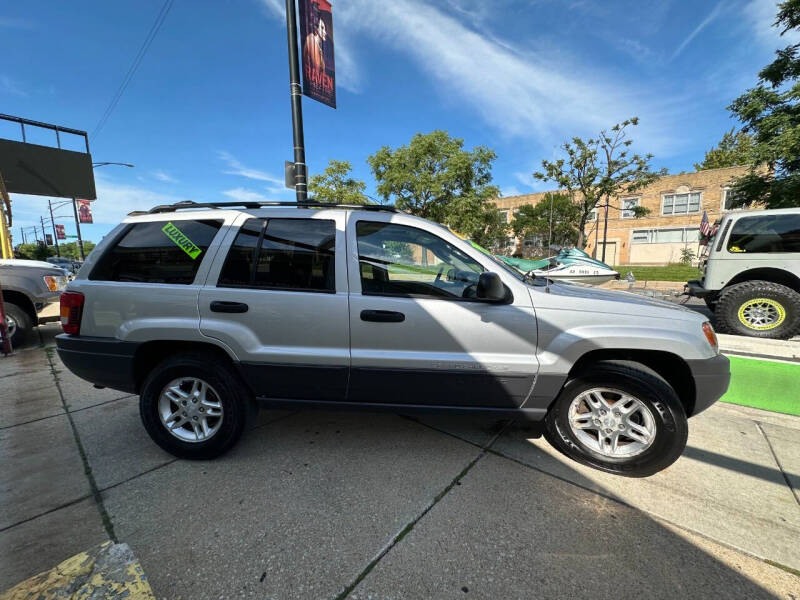 2004 Jeep Grand Cherokee Laredo photo 5