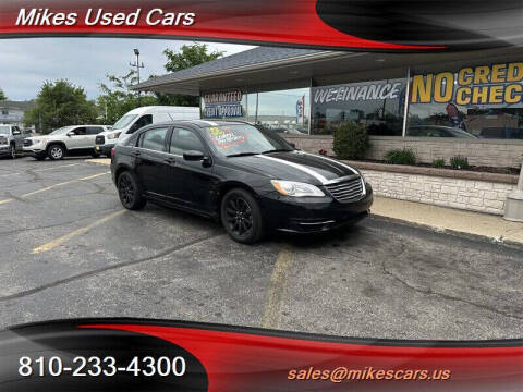 2013 Chrysler 200 Touring