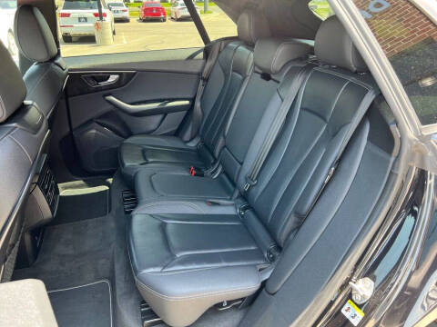 2019 Audi Q8 quattro Premium 55 TFSI