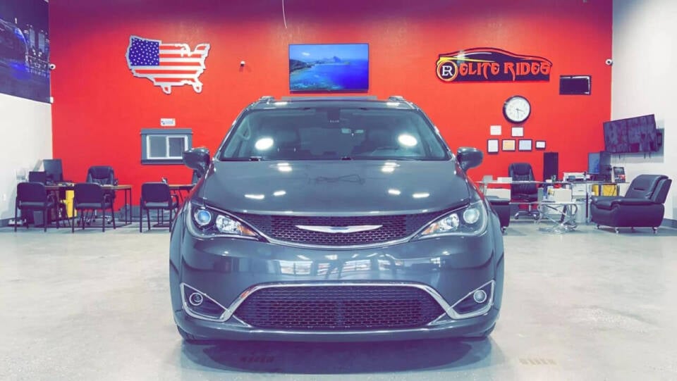 2017 Chrysler Pacifica for sale at Elite Rides in Detroit, MI