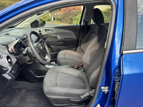 2016 Chevrolet Sonic LT Auto