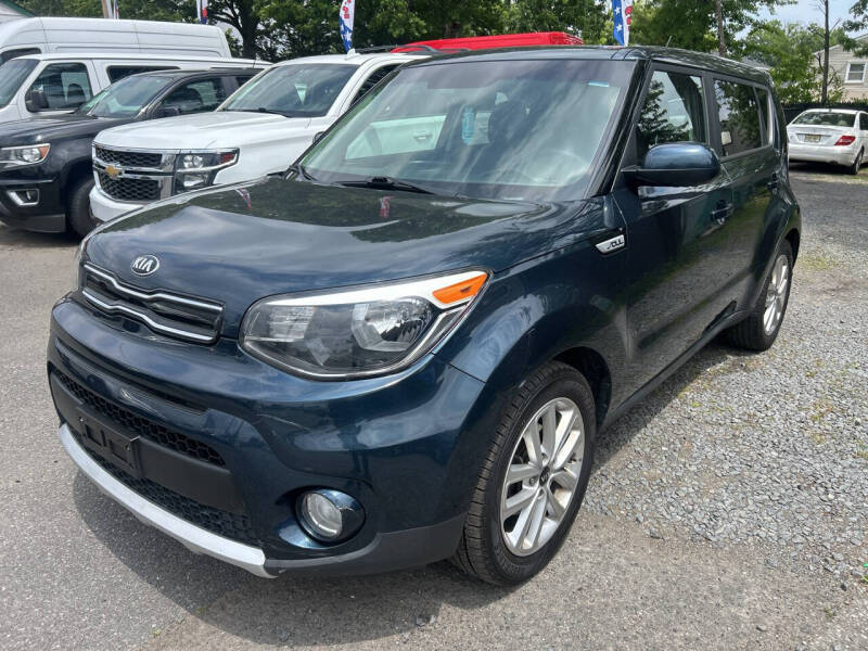 2017 Kia Soul +