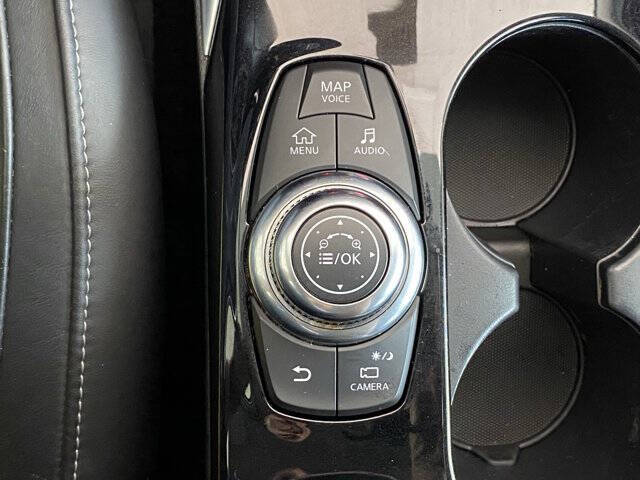 2019 Infiniti QX30 Essential