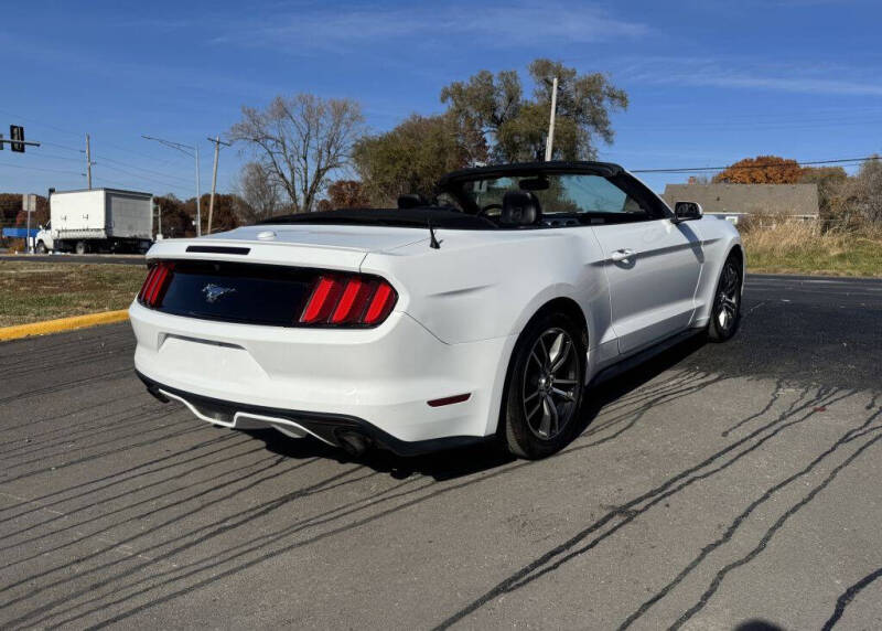 2017 Ford Mustang EcoBoost Premium