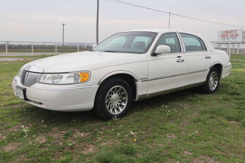 2002 Lincoln Town Car for sale at Liberty Truck Sales in Mounds OK