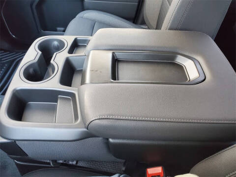 2026 GMC Sierra 1500 Elevation Standard