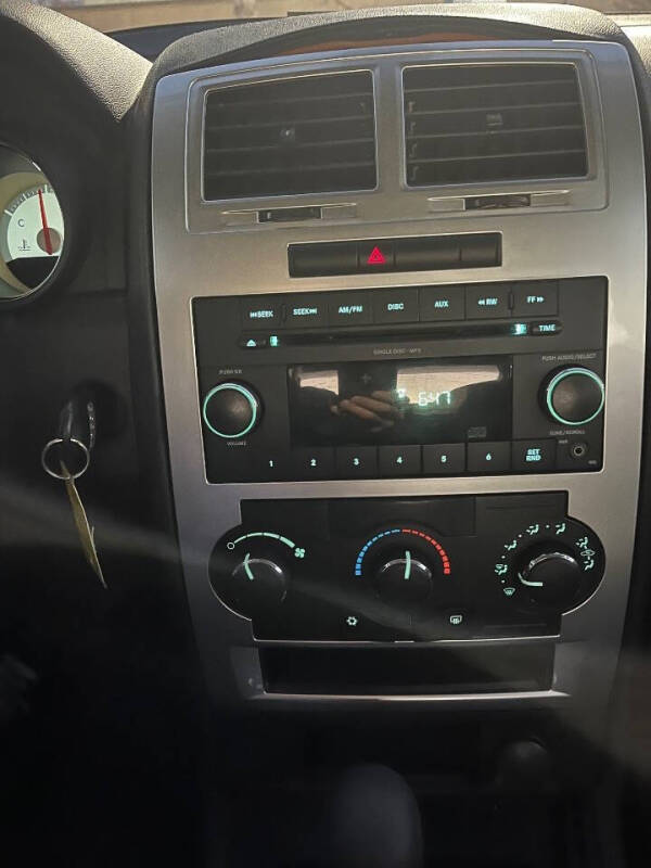 2009 Dodge Charger SE