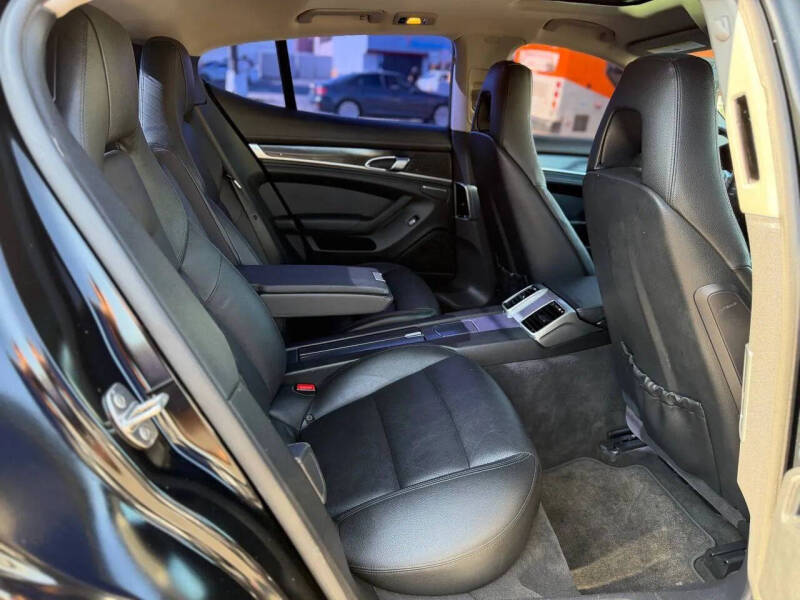 2012 Porsche Panamera